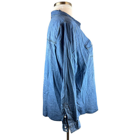 Torrid Taylor Medium Wash Denim Button Down Shirt Blue Women's Plus Size 3 3X - Picture 5 of 15